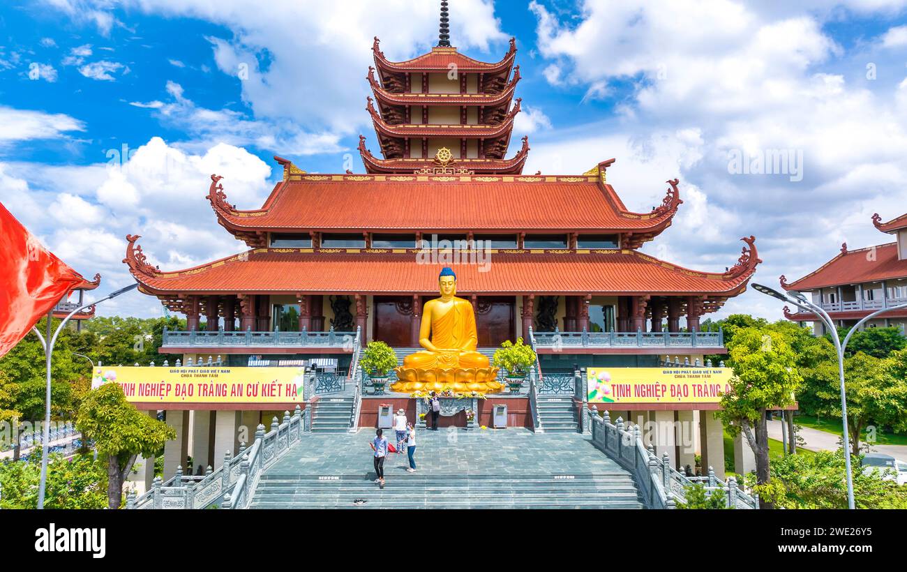 Image Thành Nghiệp image beautiful - Buddhist monastery meditation alone hi-res stock photography and ...