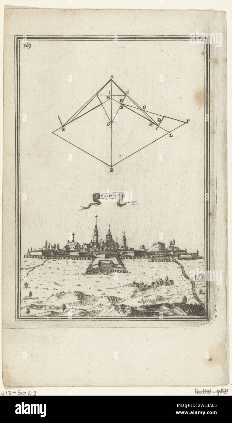 Illustration for 'The Labor of Mars' by Allain Manesson Mallet, Romeyn de Hooghe, 1672 print Mathematical figure. Below that a face on a city (Hesdin). In the corner at the top left the number 163 (= the number of the page in the book on the other hand the illustration has been placed). Amsterdam paper etching fortifications, military engineering. mathematics. prospect of city, town panorama, silhouette of city Hesdin Stock Photo