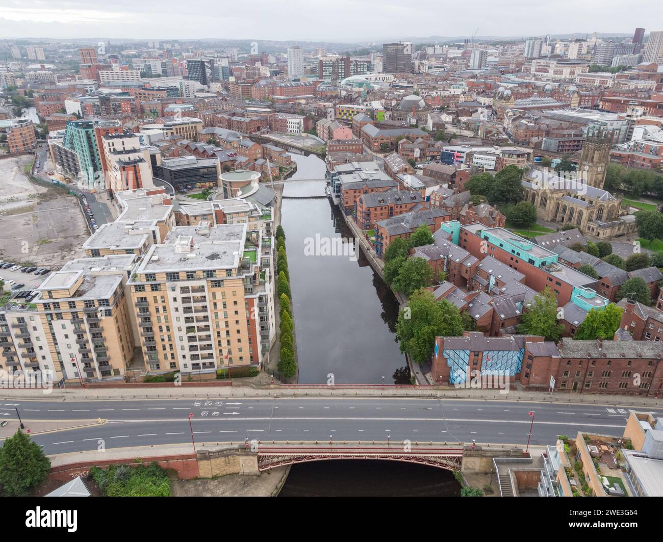 Aerial photograph of Centenary Bridge, Crown Point Bridge, Leeds Minster, River Aire and the wider Leeds city centre, Yorkshire, UK Stock Photo