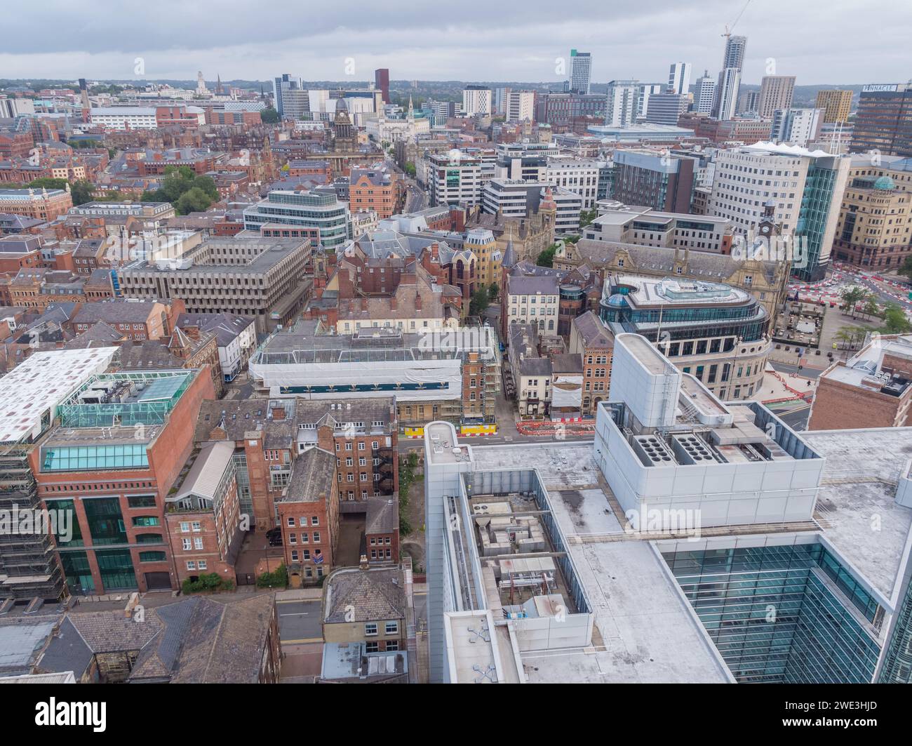Aerial image of 1 City Square, Leeds Town Hall, Park Place, Majestic and the wider Leeds city centre, Yorkshire, UK Stock Photo