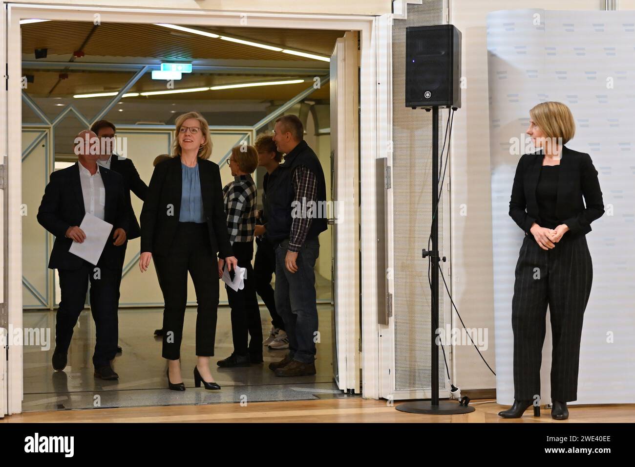 kurt-leeb-hi-res-stock-photography-and-images-alamy