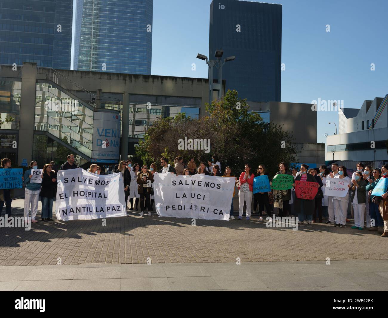 Unidad pediátrica hi-res stock photography and images - Alamy