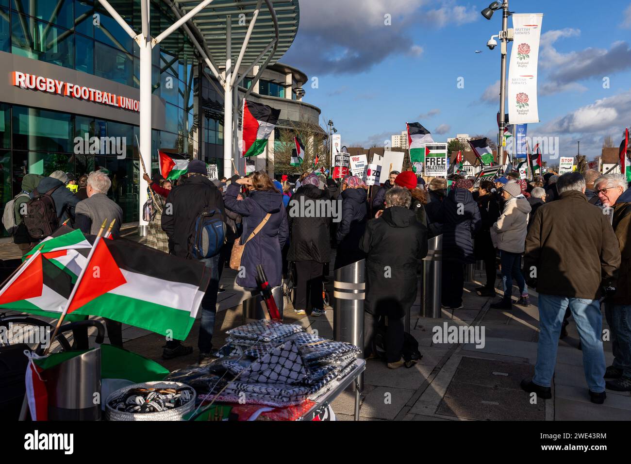 Twickenham, UK. 22nd January, 2024. ProPalestinian activists protest