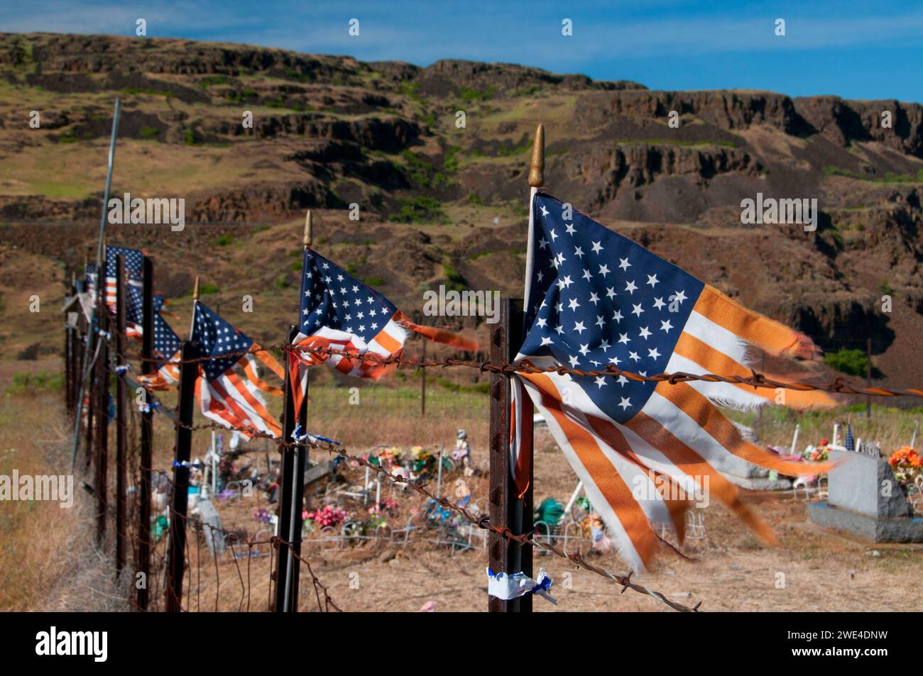 American flag at Indian cemetery, Columbia Hills State Park, Columbia River Gorge National Scenic Area, Washington Stock Photo