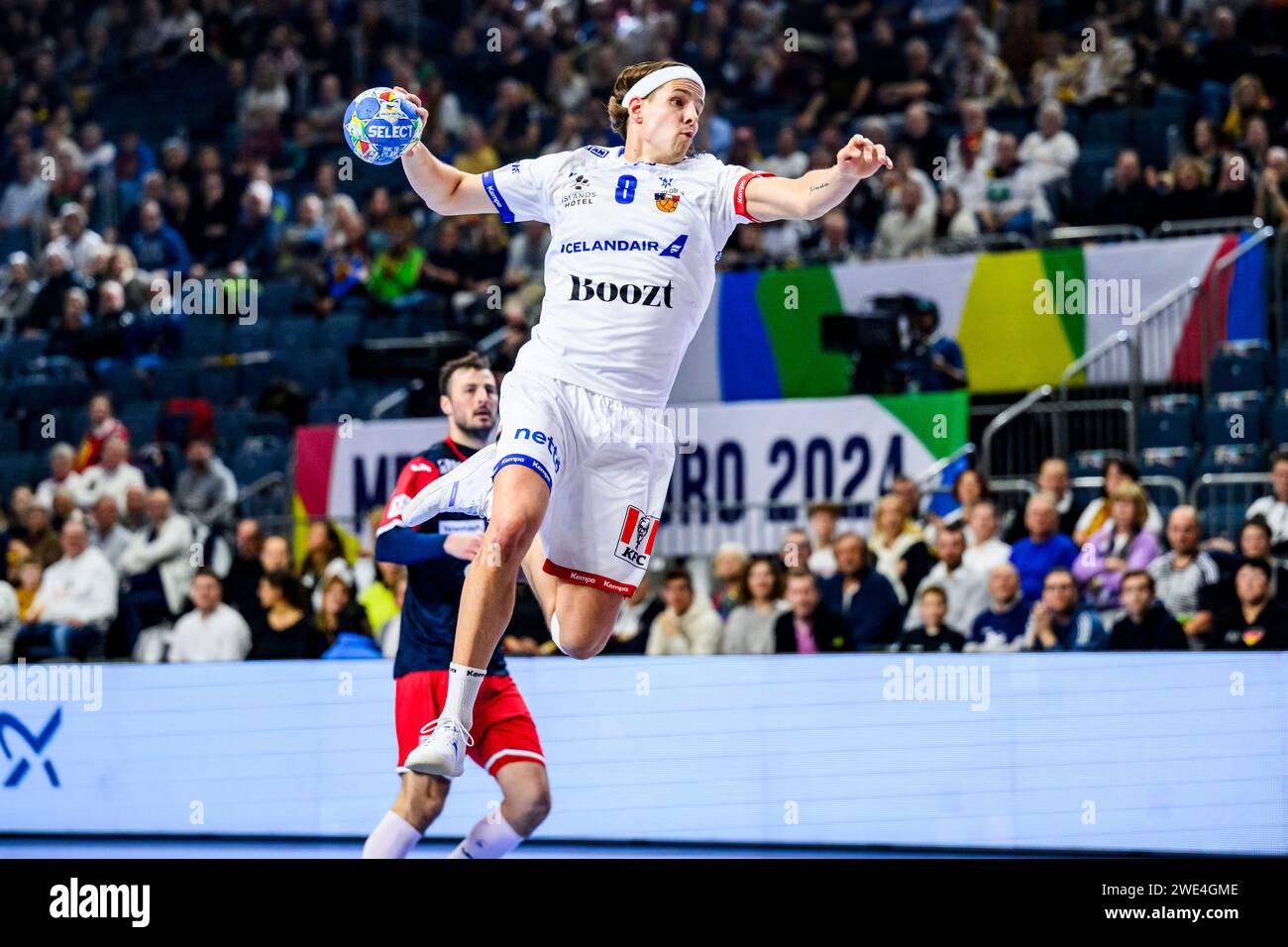 Bjarki elisson handball hi-res stock photography and images - Page 2 - Alamy
