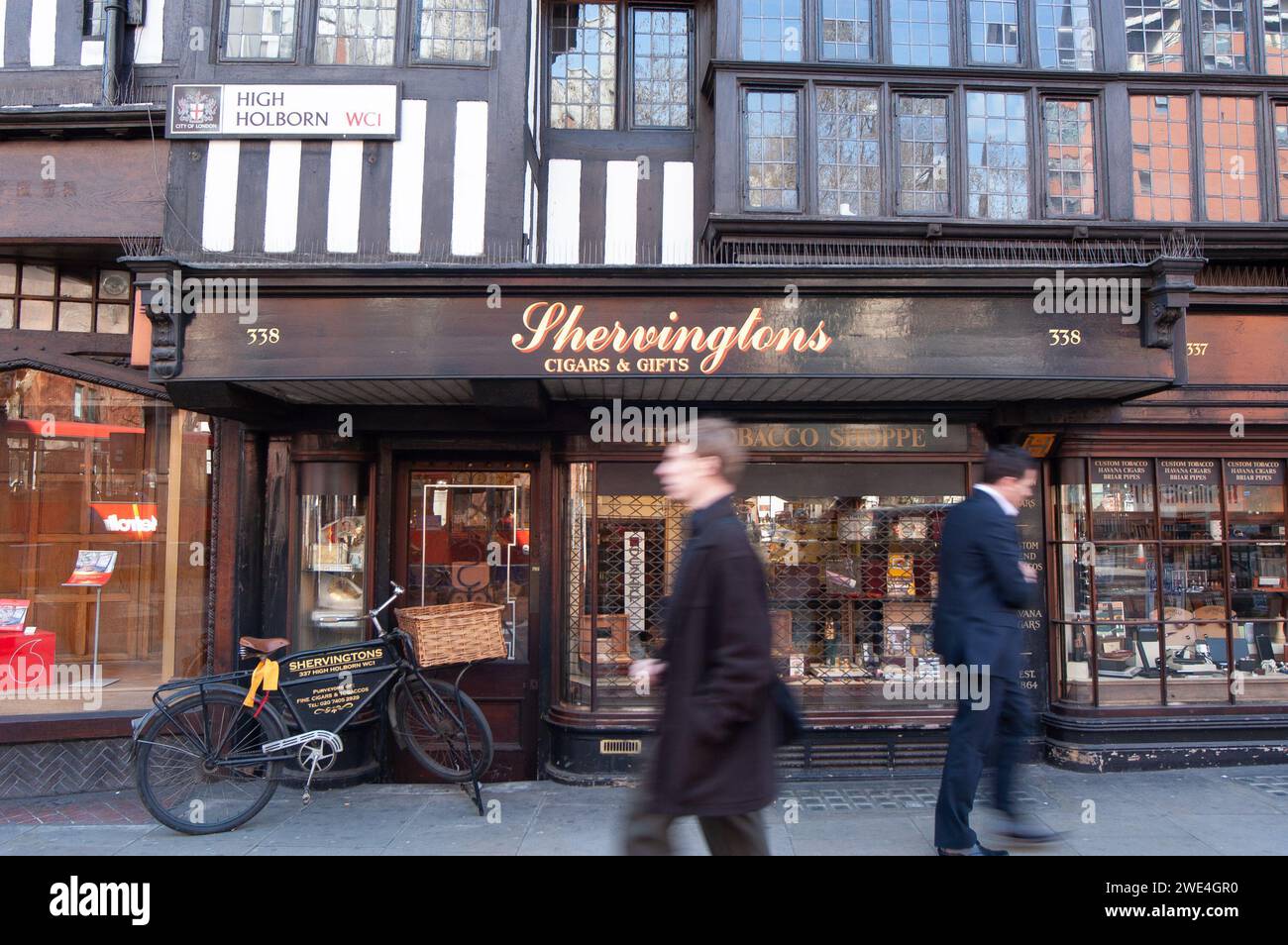 Shervingtons Tobacco shop, which closed in 2010, on High Holborn, London,  England, United Kingdom Stock Photo