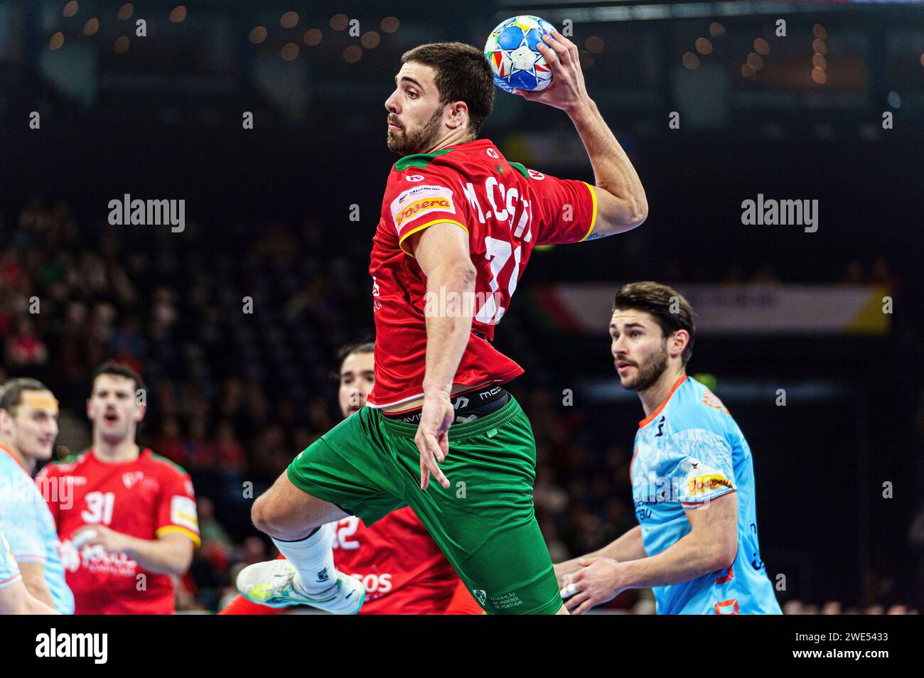 Hamburg, Deutschland. 23rd Jan, 2024. Wurf/Tor Martim Costa (Portugal