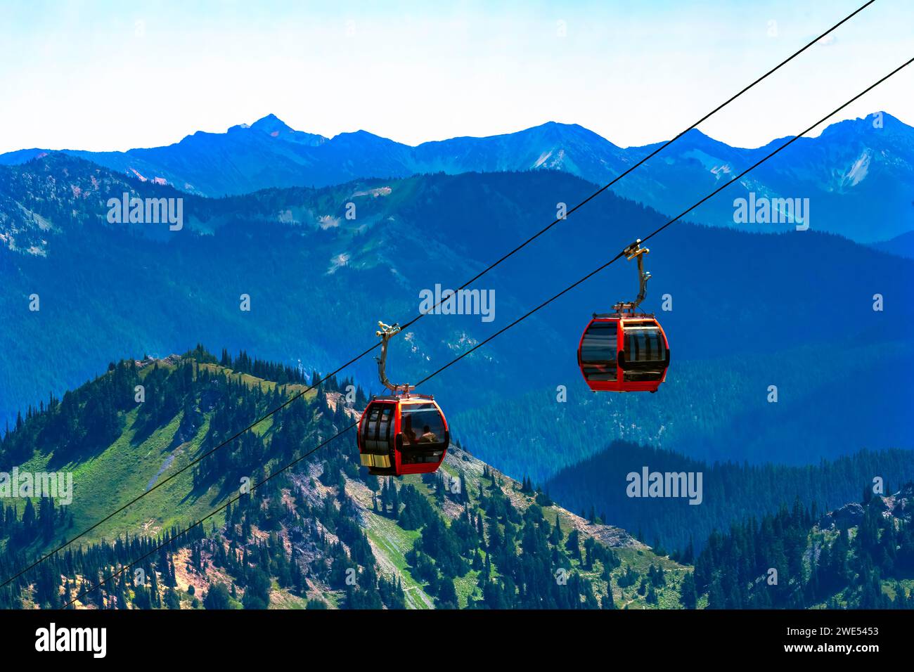 Red Gondolas Skilift Green Mountains Crystal Mountain Alpine Ski Area Red Gondolas Skilift Green Mountains Crystal Mountain Alpine Ski Area