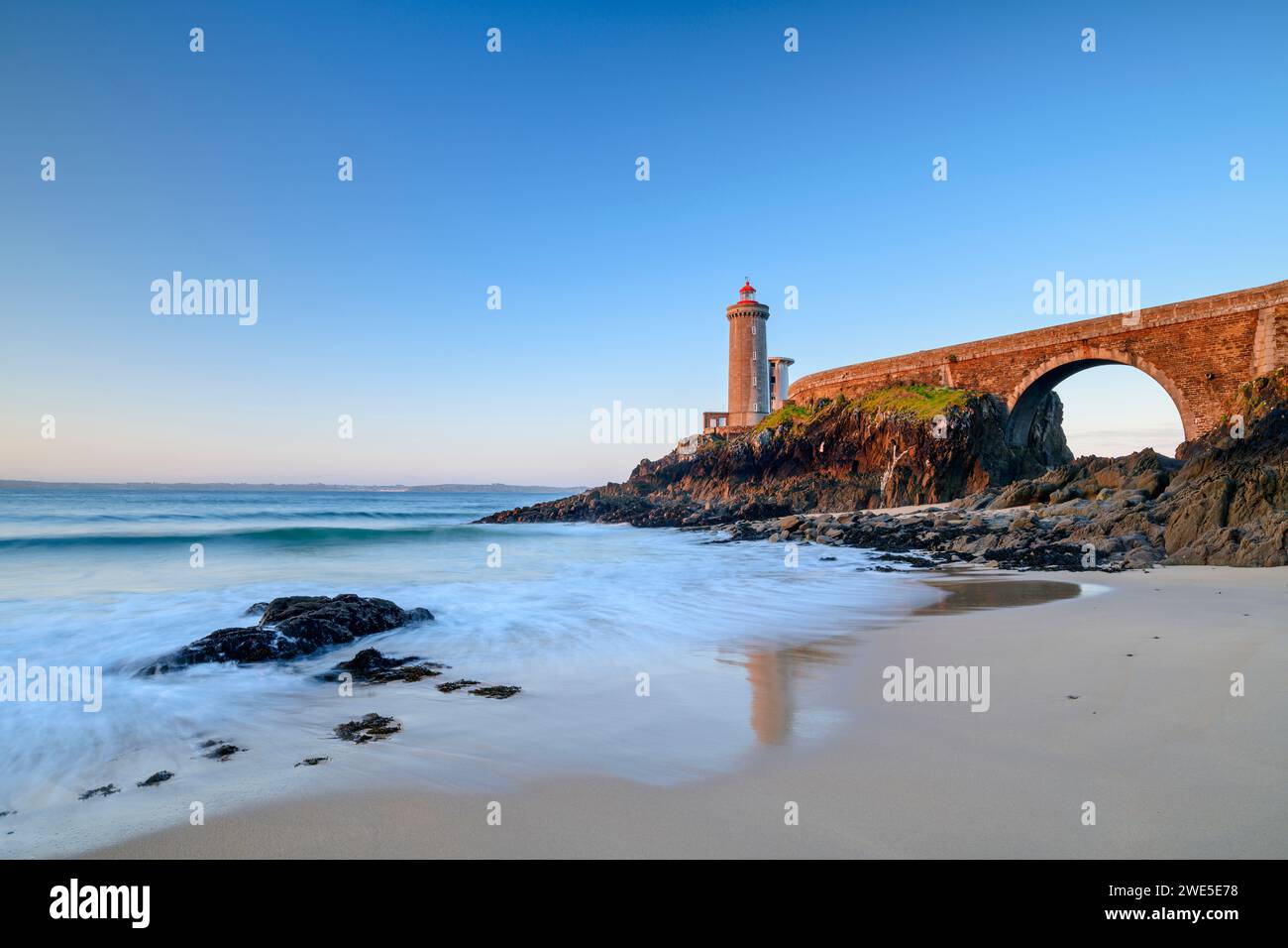 Petit Minou Lighthouse Phare Du Petit Minou Plouzan Strait Of Brest 