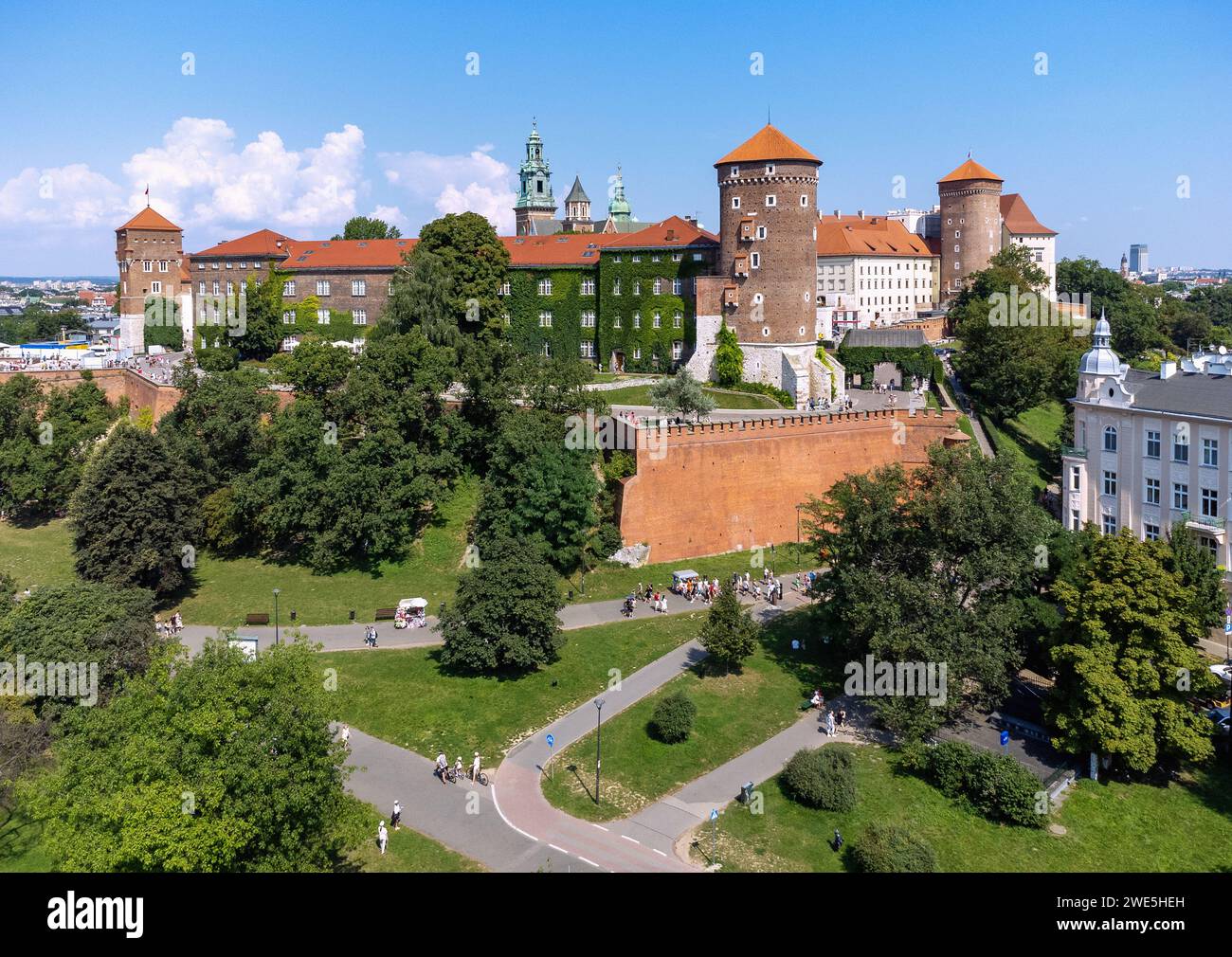 Wawel Plateau (Wzgórze Wawelskie) with defensive towers and bastions in the old town of Kraków in Poland Stock Photo
