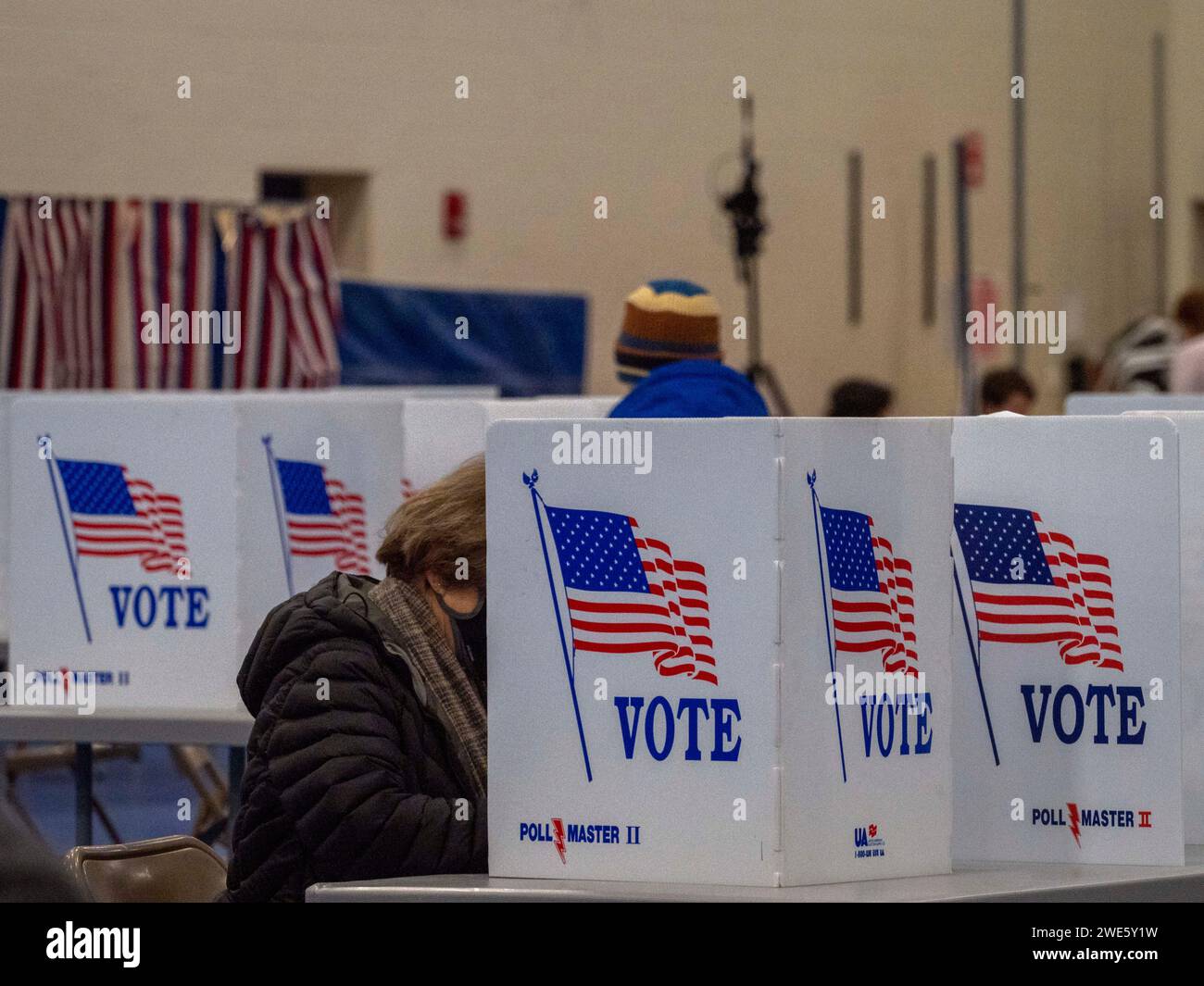 Voting 2024 usa primary new hampshire hires stock photography and