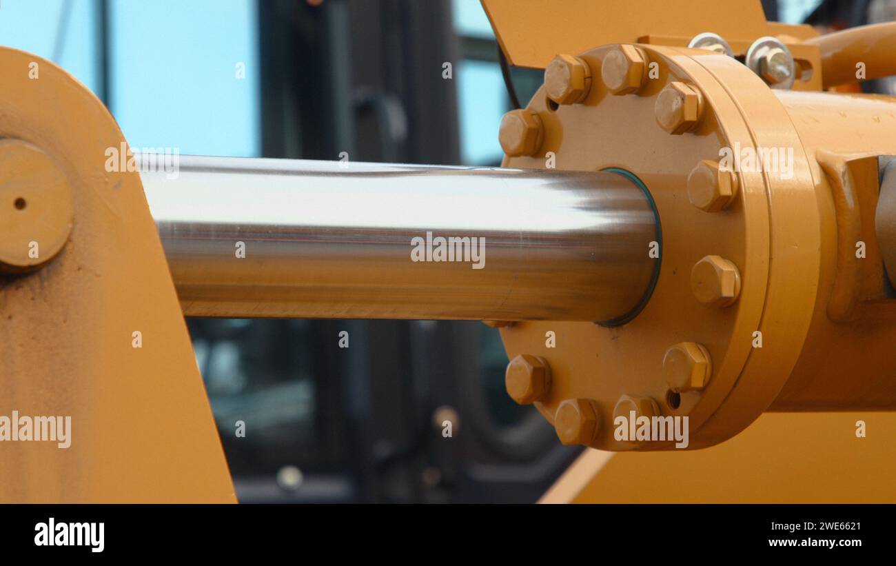 Lifting mechanism hi-res stock photography and images - Alamy