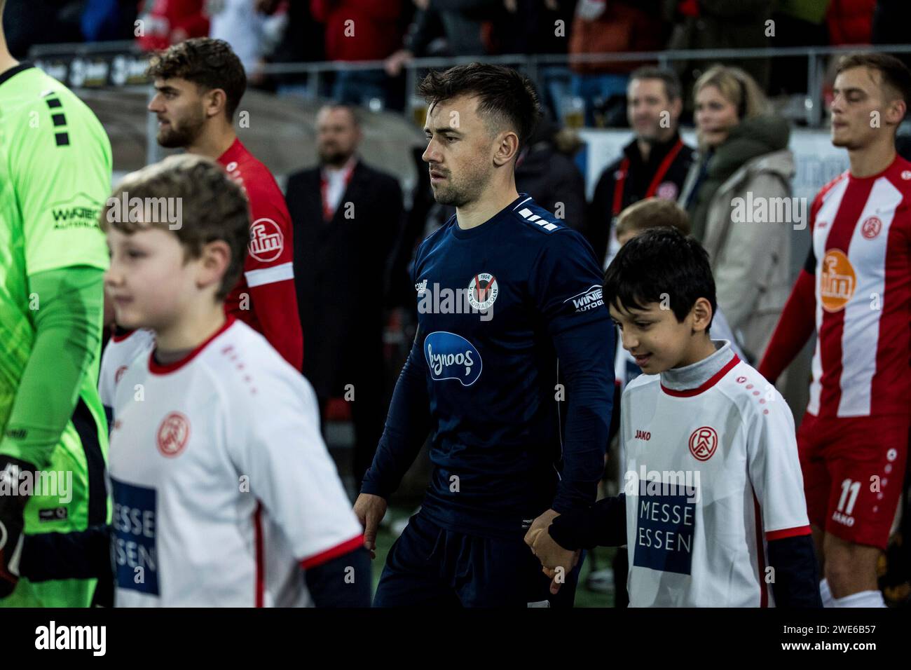 Essen, Deutschland. 23rd Jan, 2024. Simon Handle (Viktoria K?ln, #7 ...
