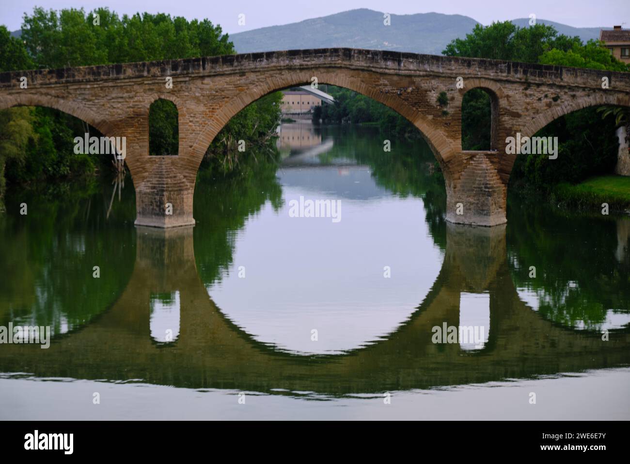 Romanesque Bridge Historic bridge old Romanesque bridge, Puente románico de Puente la ...
