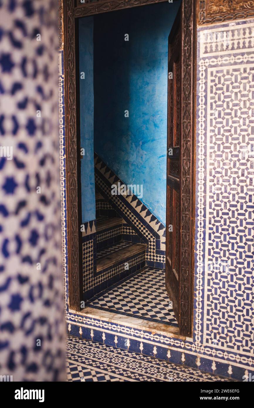 Patterned wall of riad at moroccan house Stock Photo