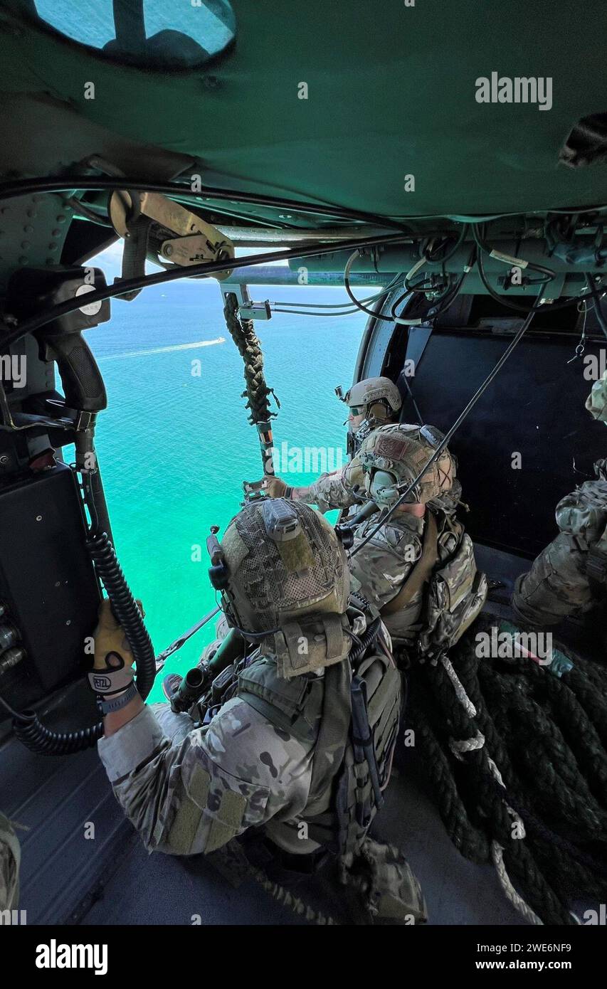 miamairandseashow-hi-res-stock-photography-and-images-alamy