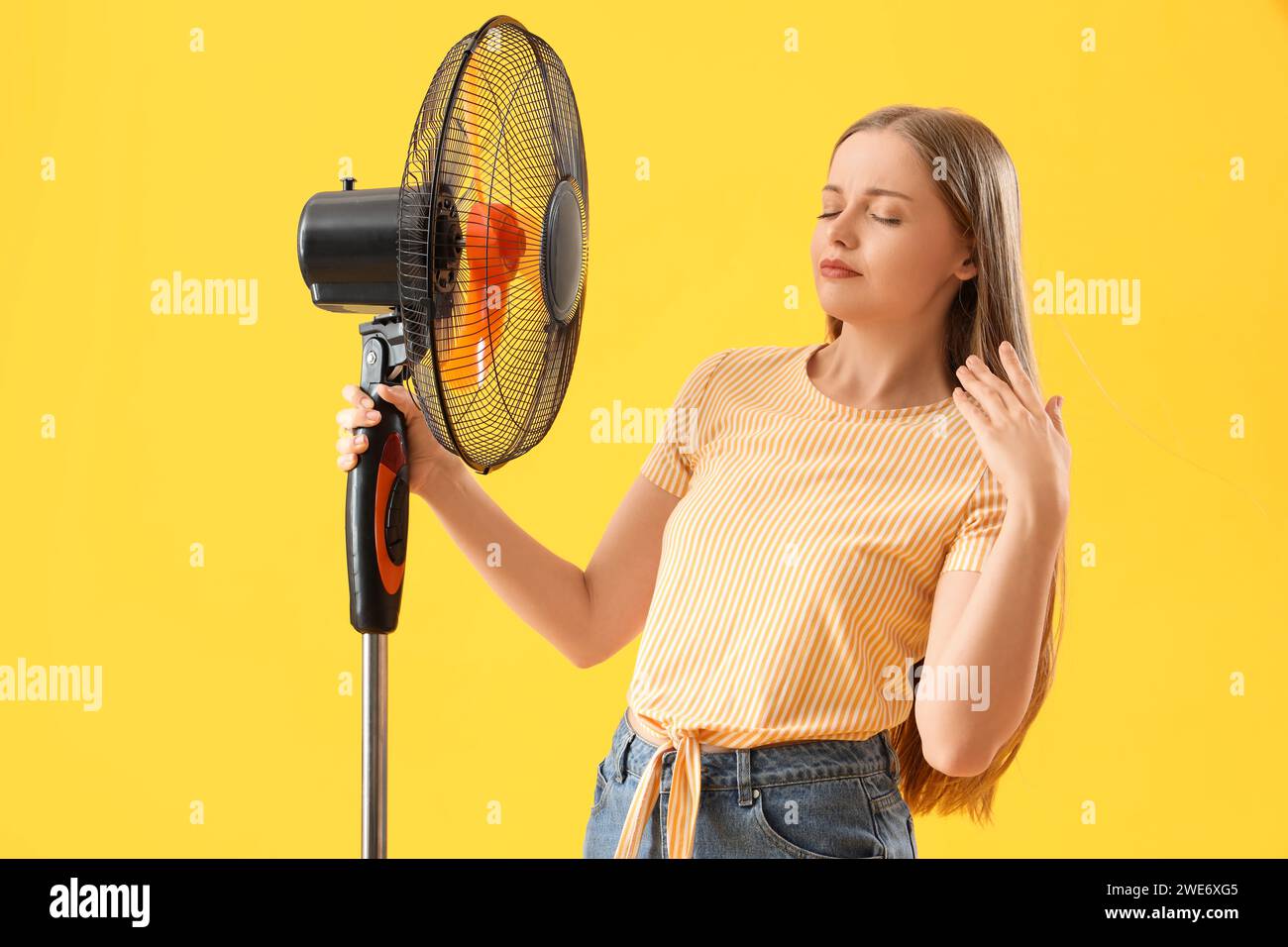 Sweaty person fan hires stock photography and images Alamy