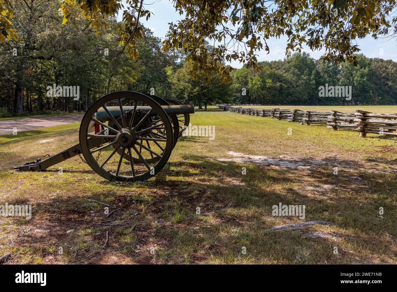 Cannons on the battlefield at the Shiloh National Military Park in Pittsburg Landing, Tennessee Stock Photo
