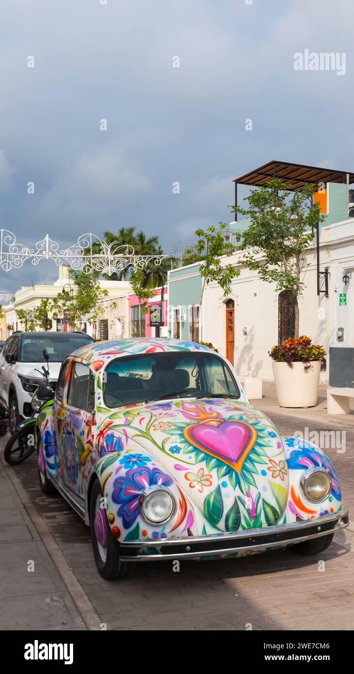 The 47th street (Calle 47) in the historic center of Merida, Yucatan ...
