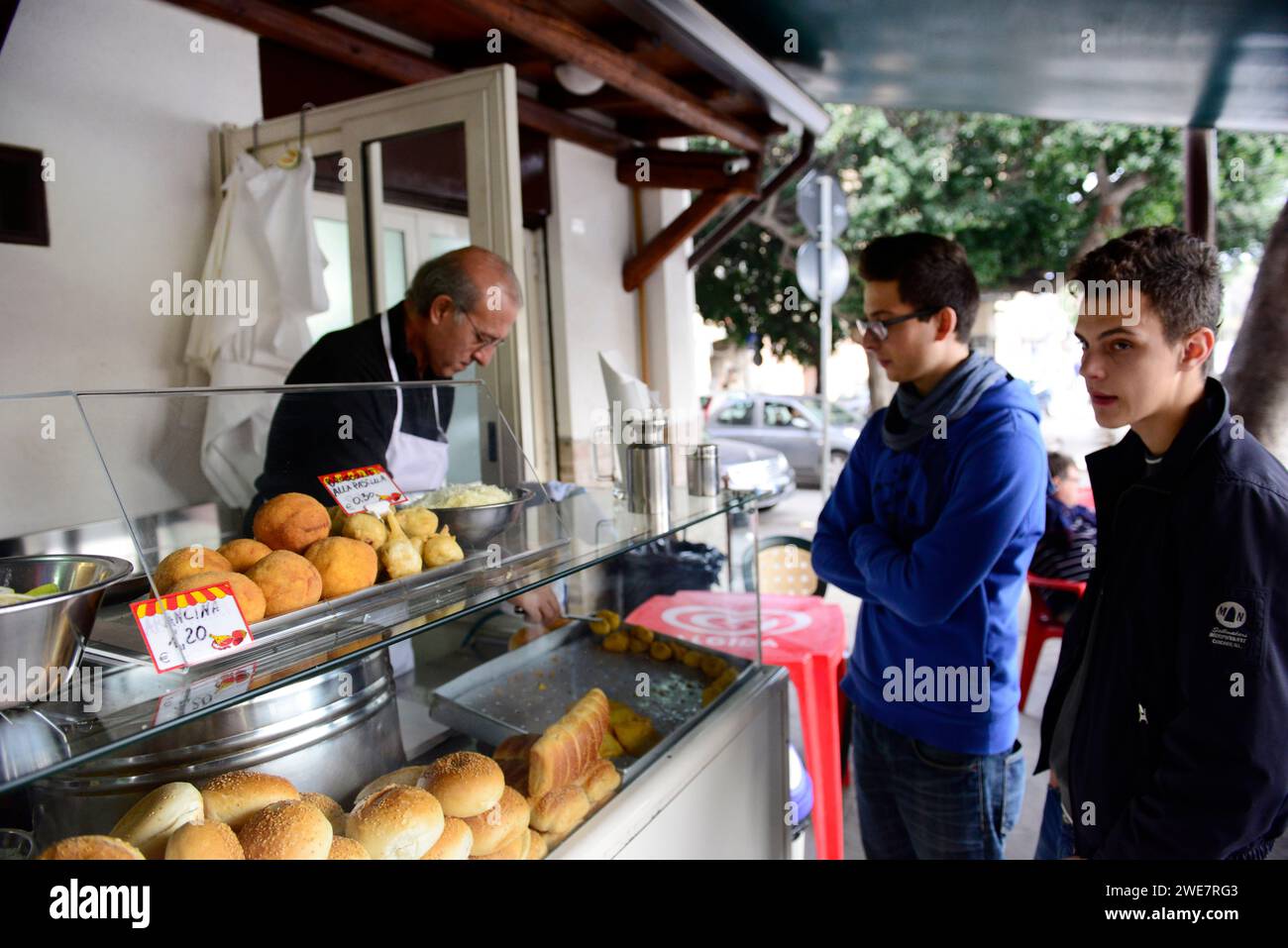An Arancini and sandwich vendor in Palermo, Sicily, Italy Stock Photo