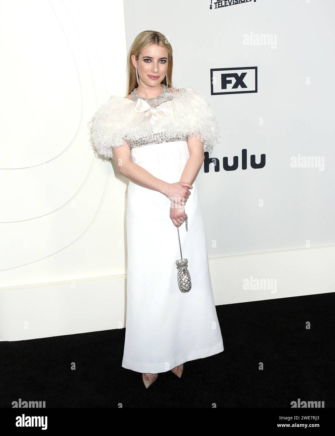 New York City USA 23rd Jan 2024 Emma Roberts Attending FX S Feud   New York City Usa 23rd Jan 2024 Emma Roberts Attending Fxs Feud Capote Vs The Swans New York Premiere Held At The Museum Of Modern Art On January 23 2024 In New York City Ny Steven Bergmanaff Usacom Credit Affalamy Live News 2WE7RJ3 