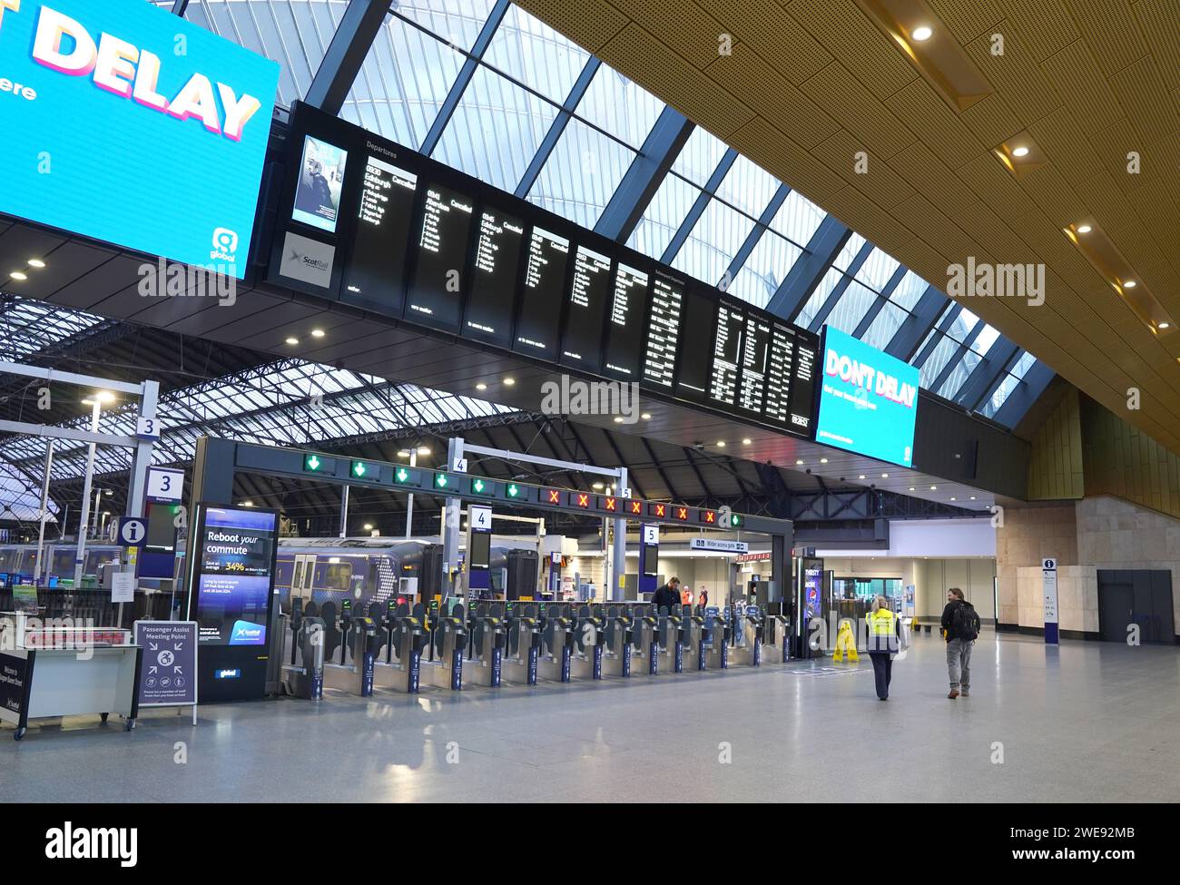 An empty Glasgow Queen Street as all trains are cancelled throughout ...