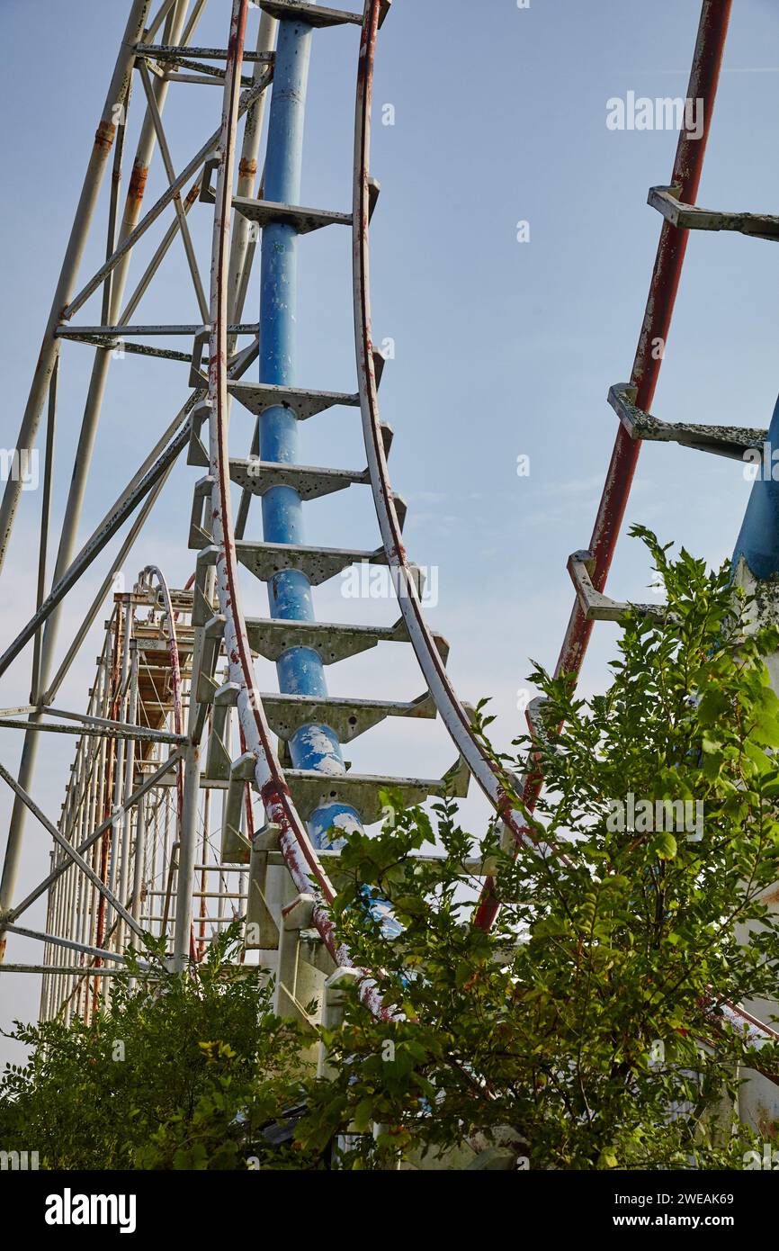 Abandoned roller coaster hi res stock photography and images