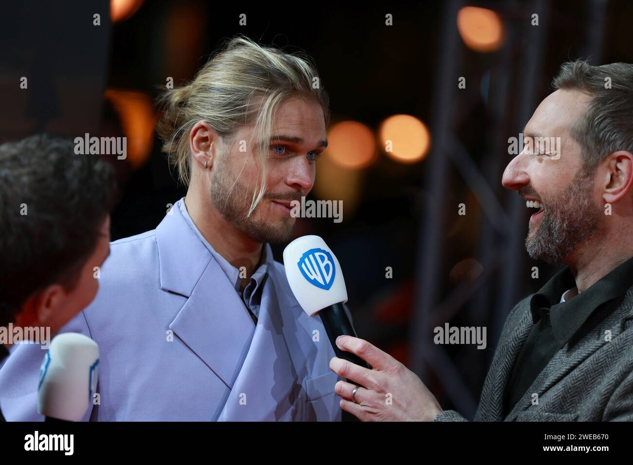 Berlin, Germany. 23rd Jan, 2024. Berlin: World premiere of 'Eine Million Minuten” at the Zoopalast. The photo shows, Rúrik Gíslason, a former Icelandic footballer, on the red carpet shortly before the world premiere of the film 'A Million Minutes' in front of the Zoopalast. (Photo by Simone Kuhlmey/Pacific Press/Sipa USA) Credit: Sipa USA/Alamy Live News Stock Photo
