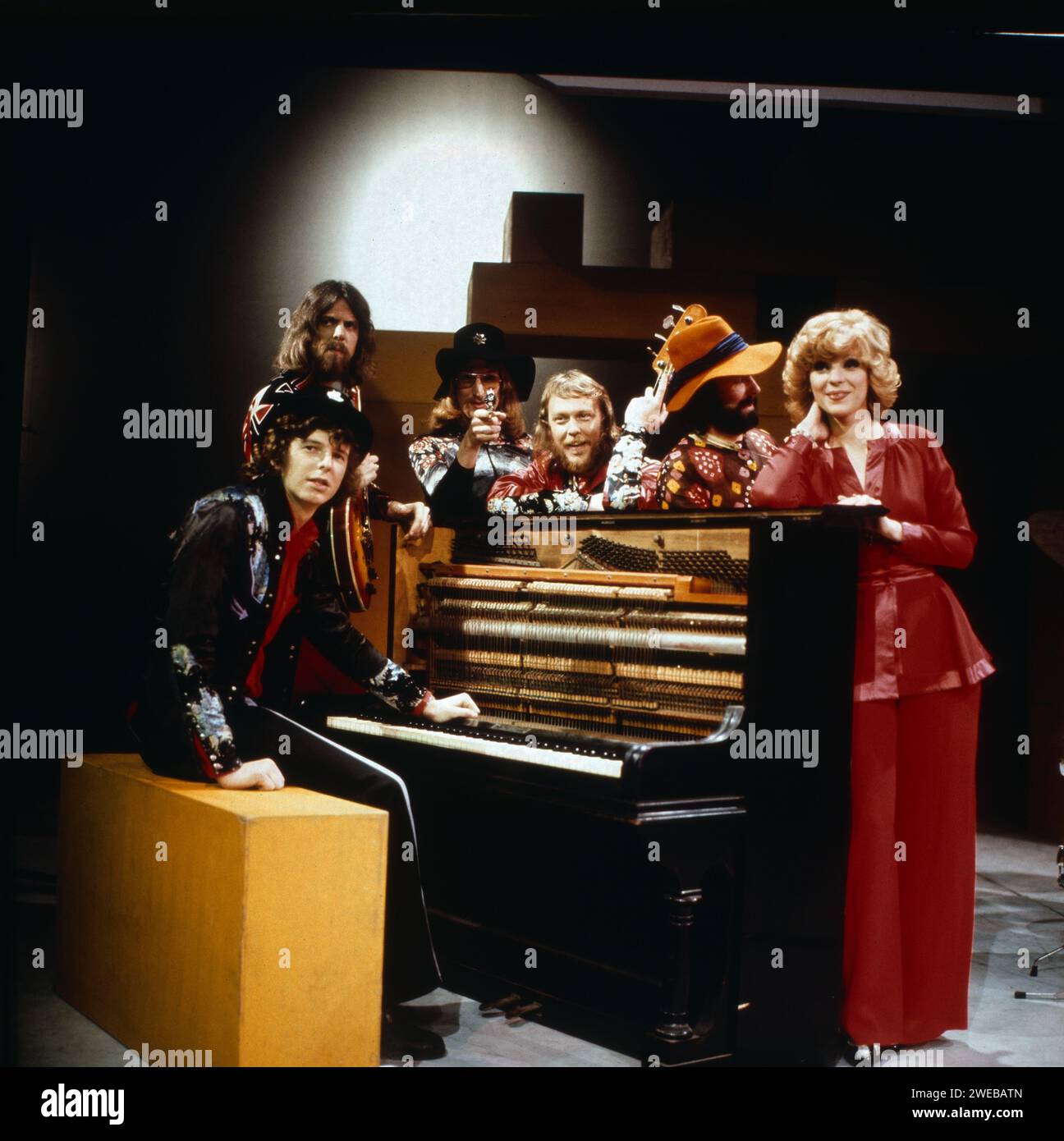 TeachIn, gewinnt den Grand Prix Eurovision 1975 für die Niederlande in