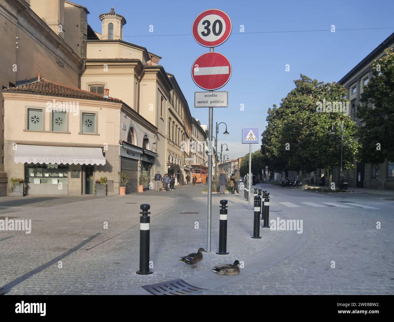 Bergamo, Italy. 24th Jan, 2024. In Bergamo 30 zones are already active in more than 50% of municipal roads and will reach 80% with the final interventions expected by spring Credit: Independent Photo Agency/Alamy Live News Stock Photo