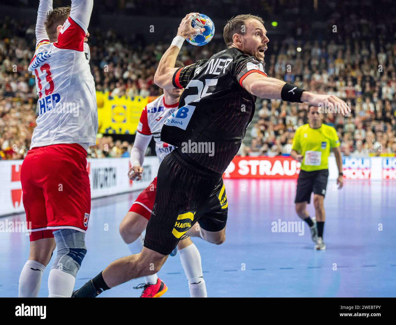 Koeln, Deutschland. 24th Jan, 2024. Kai Haefner (Deutschland, 25