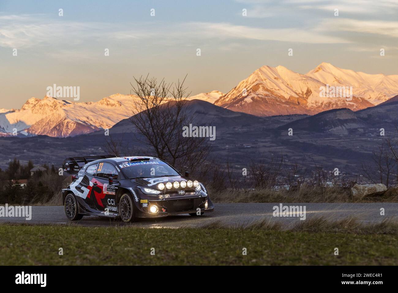 33 EVANS Elfyn, MARTIN Scott, Toyota GR Yaris Rally1, action during the