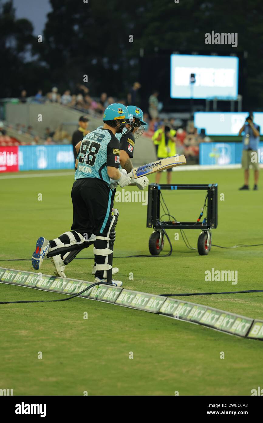 Gold Coast, Australia. 22nd Jan 2024. Josh Brown (23 Brisbane Heat) and