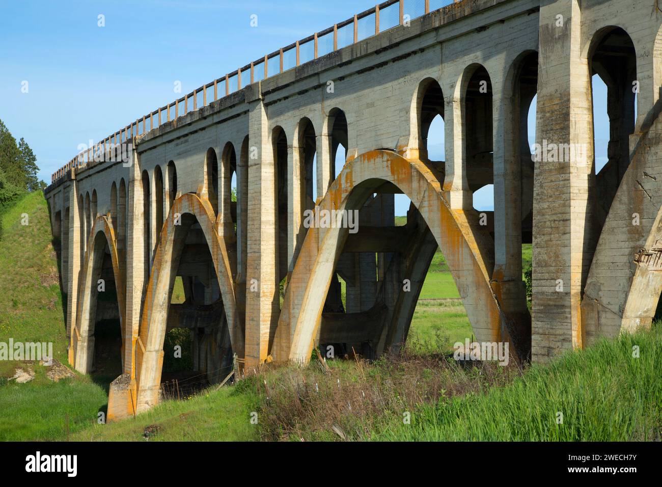 The Milwaukee Road railroad bridge on John Wayne Pioneer Trail, Rosalia, Palouse Scenic Byway, Washington Stock Photo