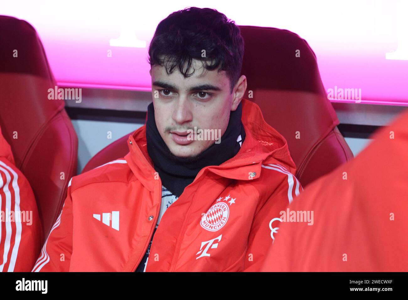 MUNICH, Germany. , . Alexander PAVLOVIC before the Bundesliga Football