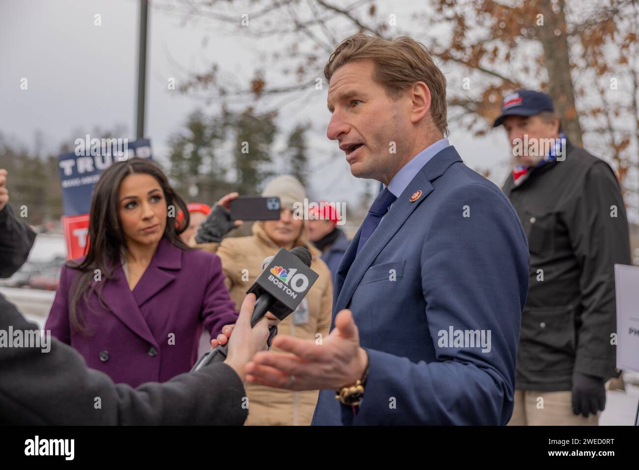 NASHUA, N.H. January 23, 2024 Democratic presidential candidate Dean