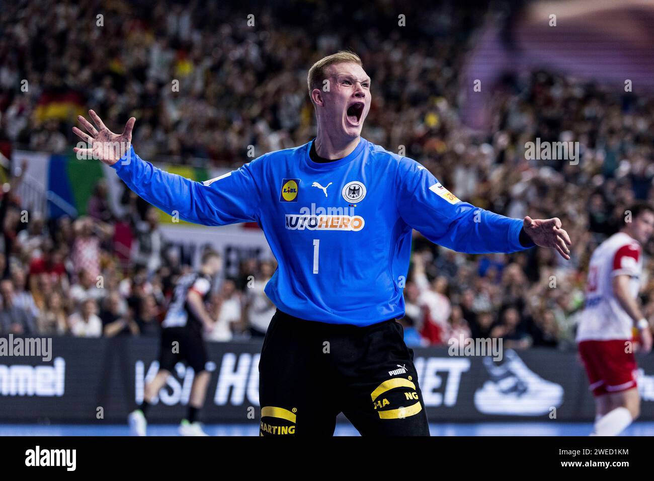 david-sp-th-deutschland-1-jubelt-men-s-ehf-euro-2024-deutschland