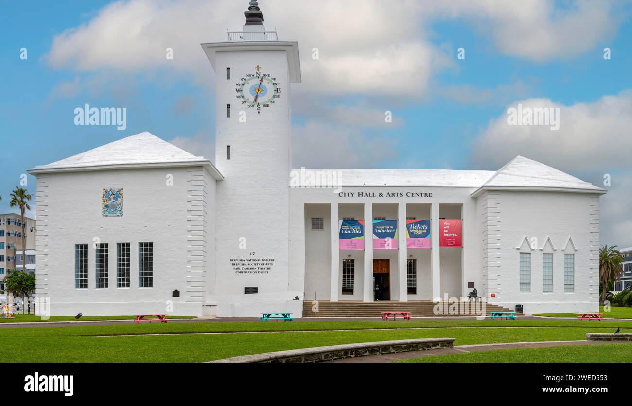 City Hall Art Centre Hamilton Bermuda Stock Photo Alamy