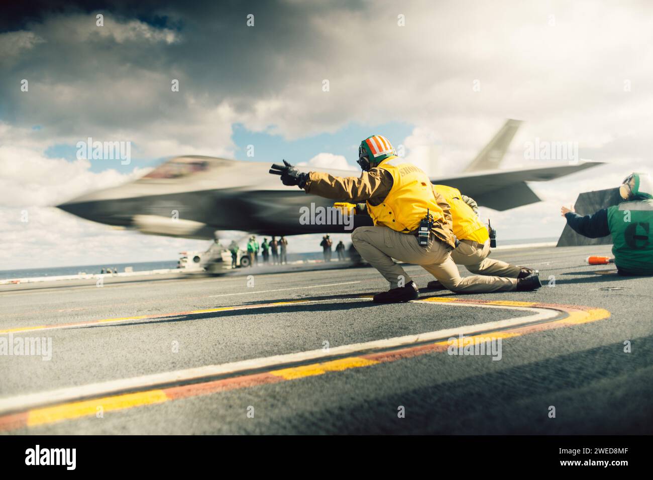 Atlantic Ocean. 17th Jan, 2024. Sailors launch an F-35C Lightning II from Strike Fighter Squadron (VFA) 125 on Nimitz-class carrier USS George Washington (CVN 73) on January. 17, 2024. George Washington is underway in support of carrier qualifications. (Credit Image: © U.S. Navy/ZUMA Press Wire) EDITORIAL USAGE ONLY! Not for Commercial USAGE! Stock Photo