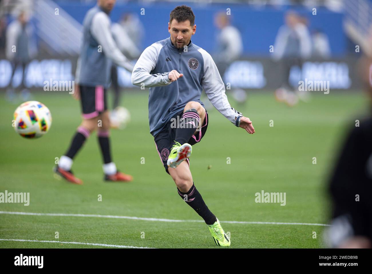 Dallas tx jan 22 inter miami cf forward lionel messi 10 warms up