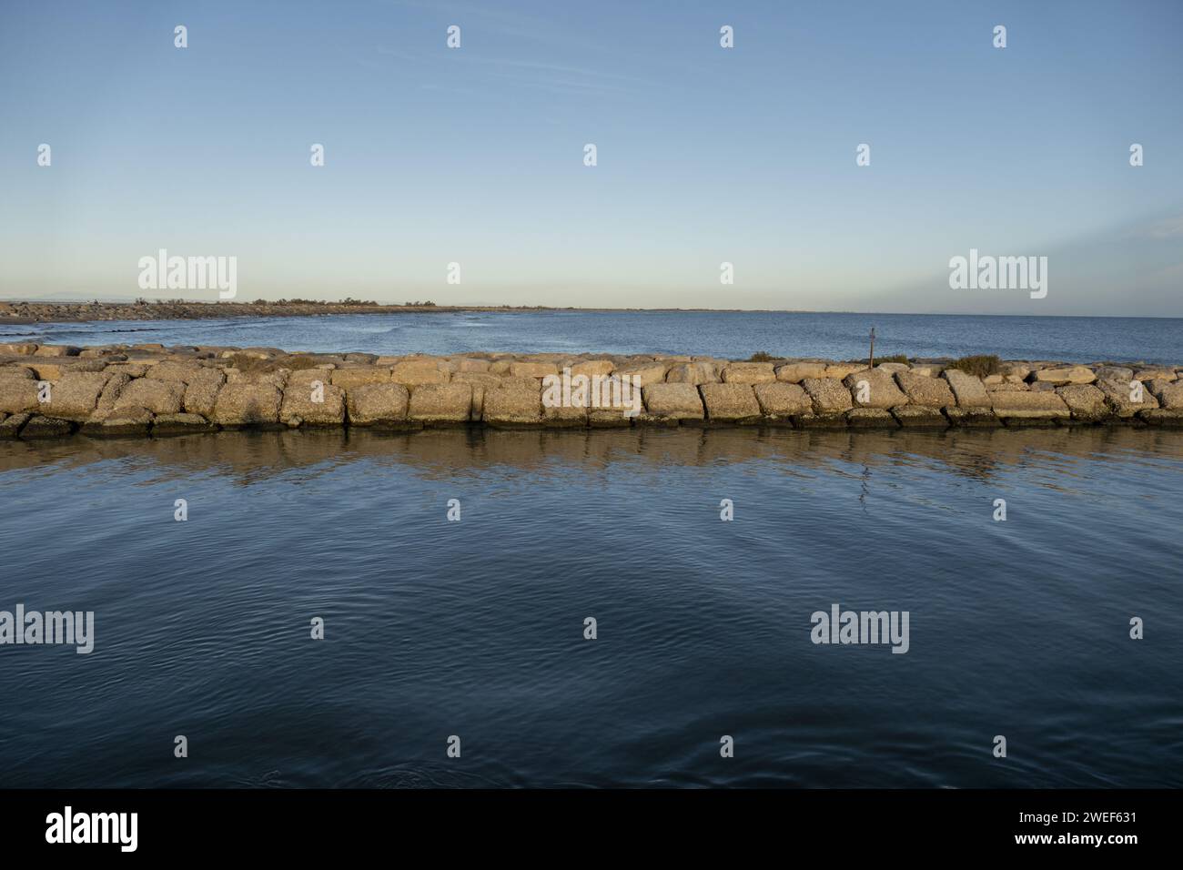 Oceanfront Rocks Oceanfront wall hi-res stock photography and images - Alamy