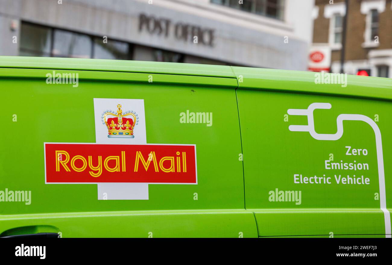 London, UK. 25th Jan, 2024. The Royal Mail is under pressure as UK regulator Ofcom proposes that it cuts deliveries to three days a week. The Post Office has also suffered with the Fujitsu Horizon software scandal where hundreds of SubPostmasters were wrongly accused of stealing from the Post Office. Credit: Mark Thomas/Alamy Live News Stock Photo