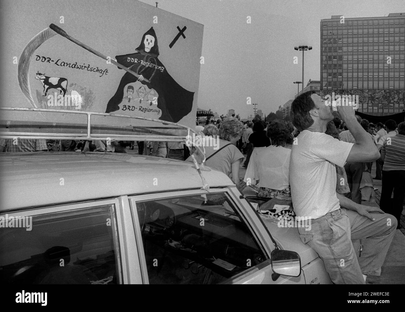 Gegen regierung Black and White Stock Photos &amp; Images - Alamy