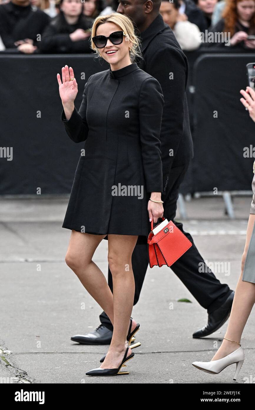 Paris France 25th Jan 2024 Reese Witherspoon Arriving At Fendi Show   Paris France 25th Jan 2024 Reese Witherspoon Arriving At Fendi Show During Paris Fashion Week Haute Couture In Paris France On January 25 2024 Photo By Julien Reynaudaps Mediasabacapresscom Credit Abaca Pressalamy Live News 2WEFJ1K 