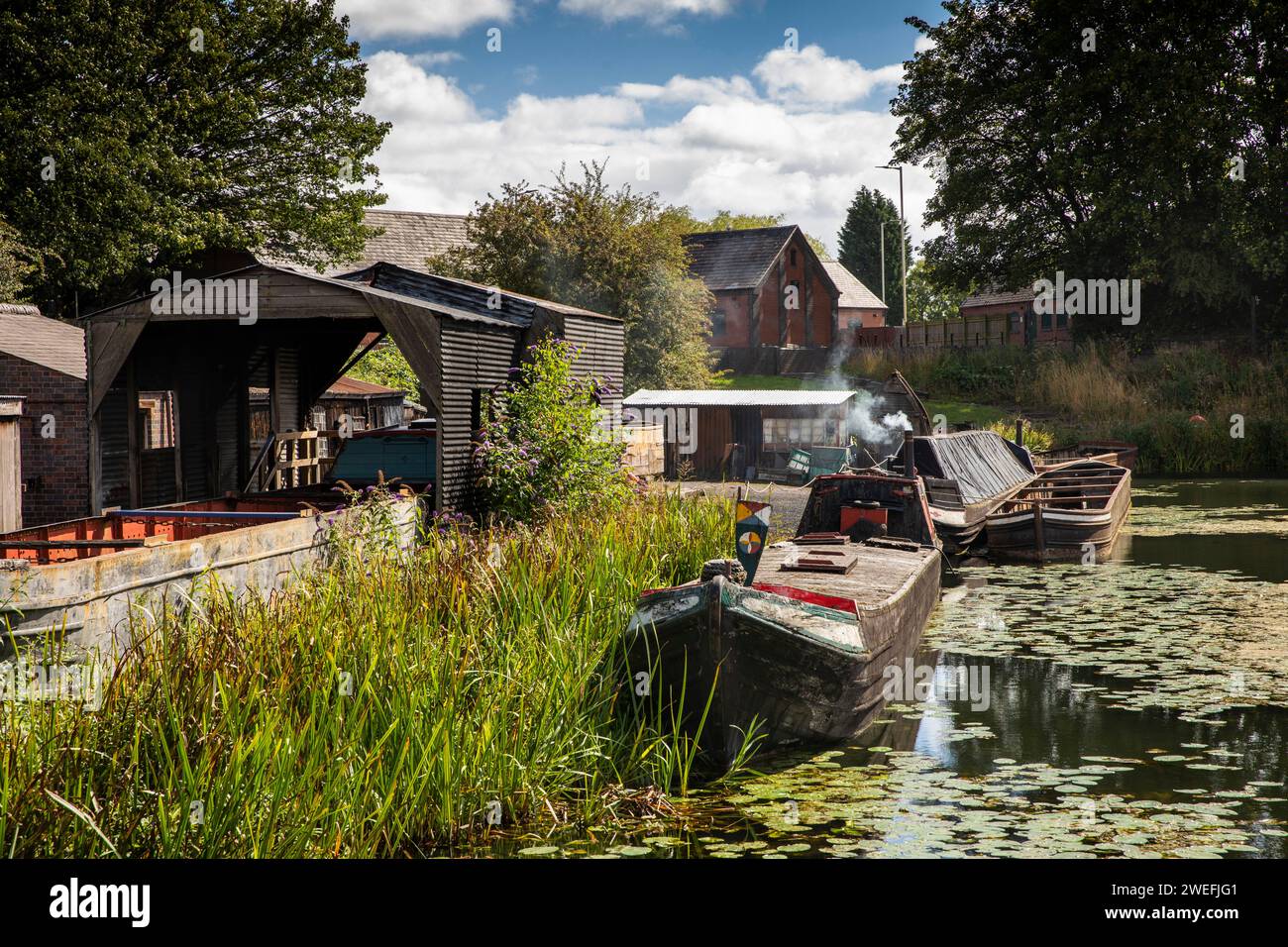 UK, England, West Midlands, Dudley, Black Country Museum, Boat Dock, moored canal narrowboats Stock Photo