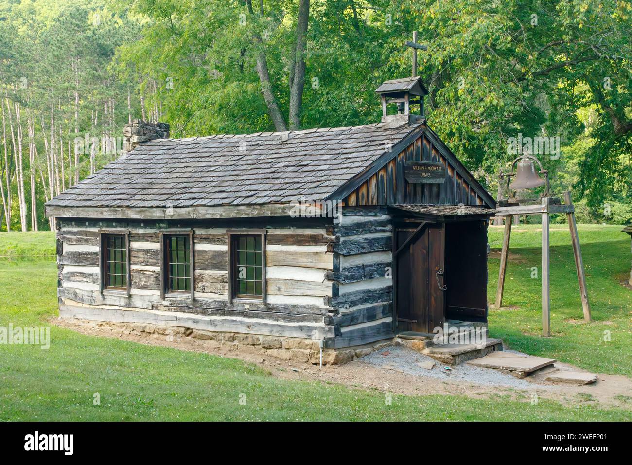 William H Vodrey III Chapel. Gaston's Mill and Pioneer Village at Beaver Creek State Park, East Liverpool, Ohio, USA. Stock Photo