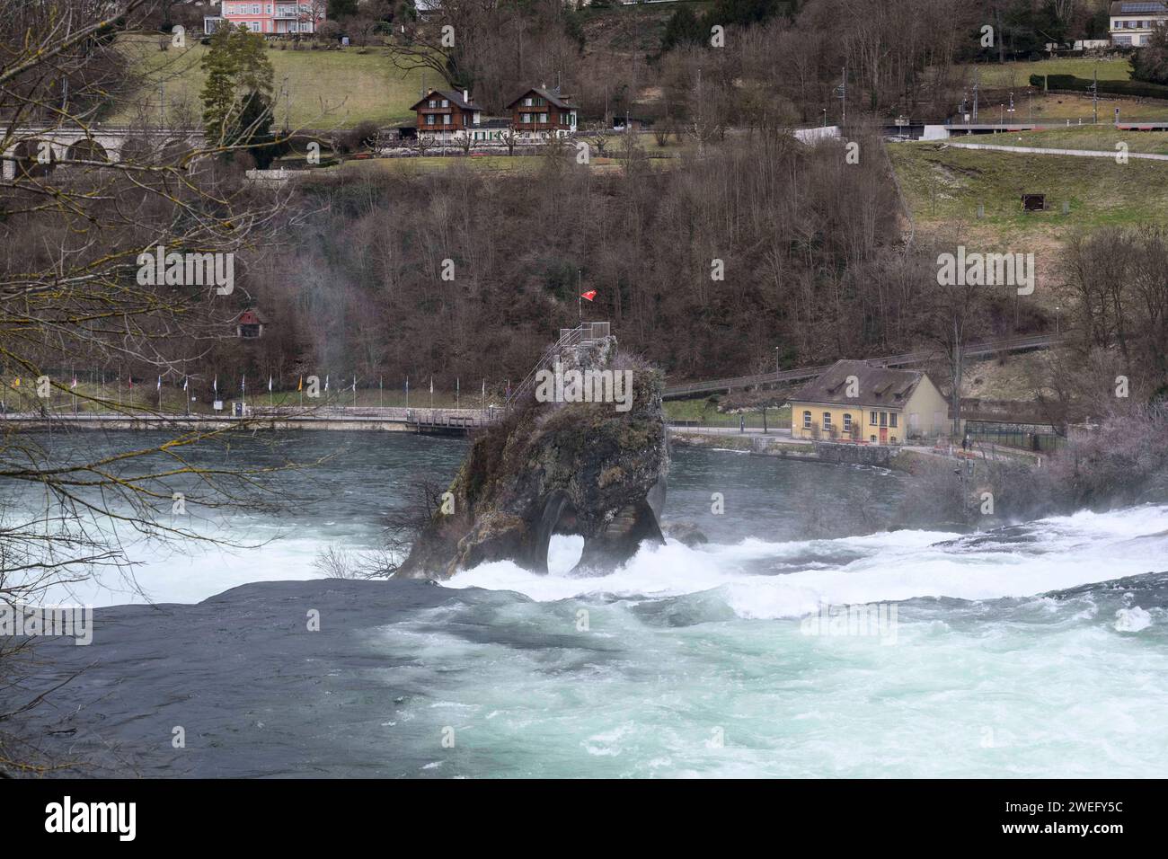 1 august feuerwerk 2025 neuhausen am rheinfall