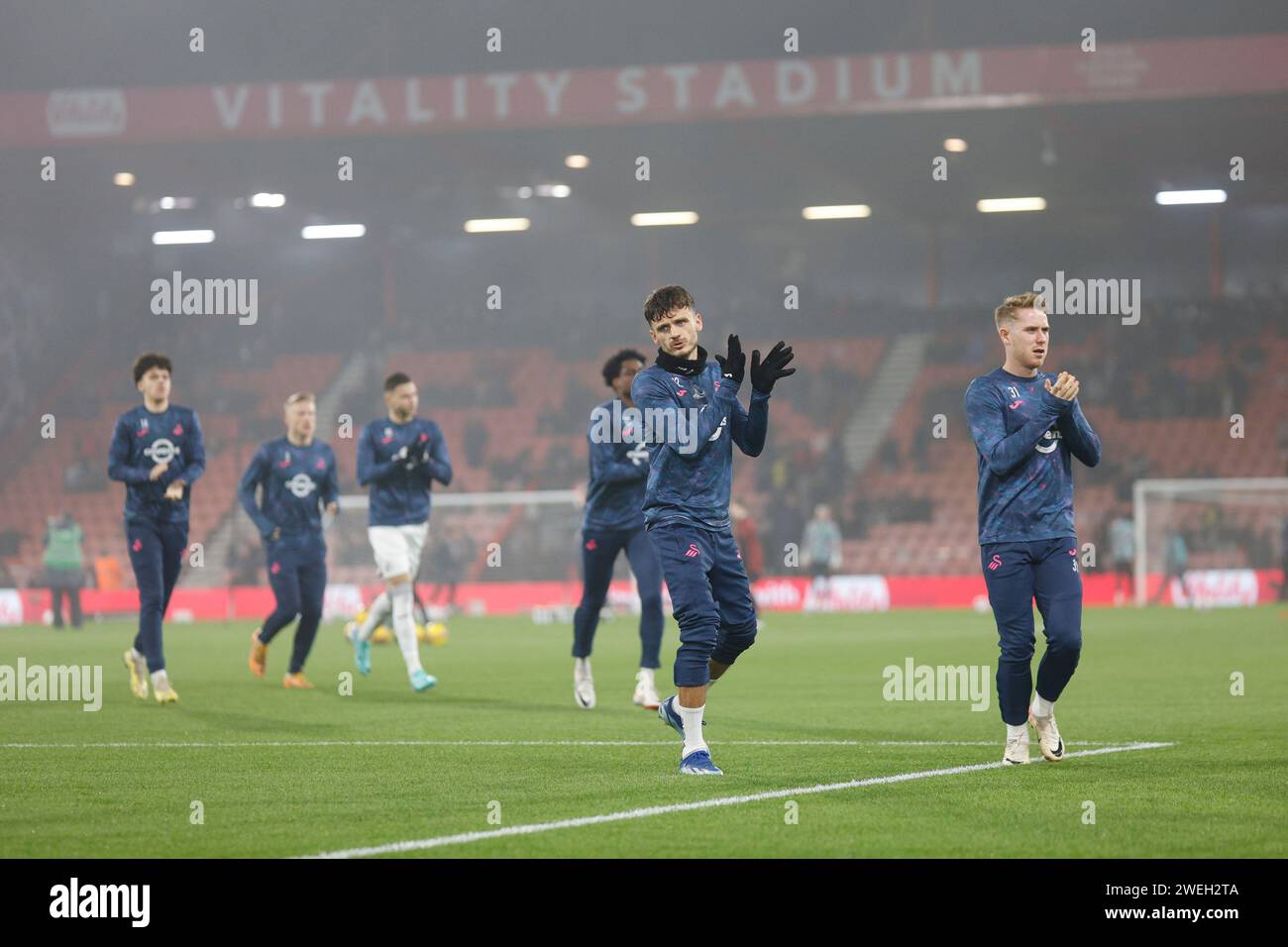 Vitality Stadium, Boscombe, Dorset, UK. 25th Jan, 2024. FA Cup Fourth Round Football, AFC Bournemouth versus Swansea; Swansea players warm up Credit: Action Plus Sports/Alamy Live News Stock Photo