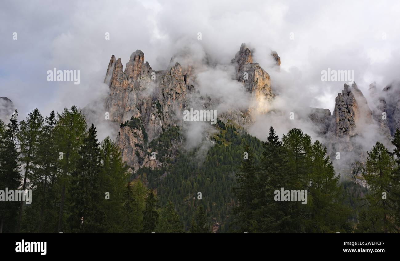 Hiking towards Forca Neigra in the Dolomites Stock Photo - Alamy