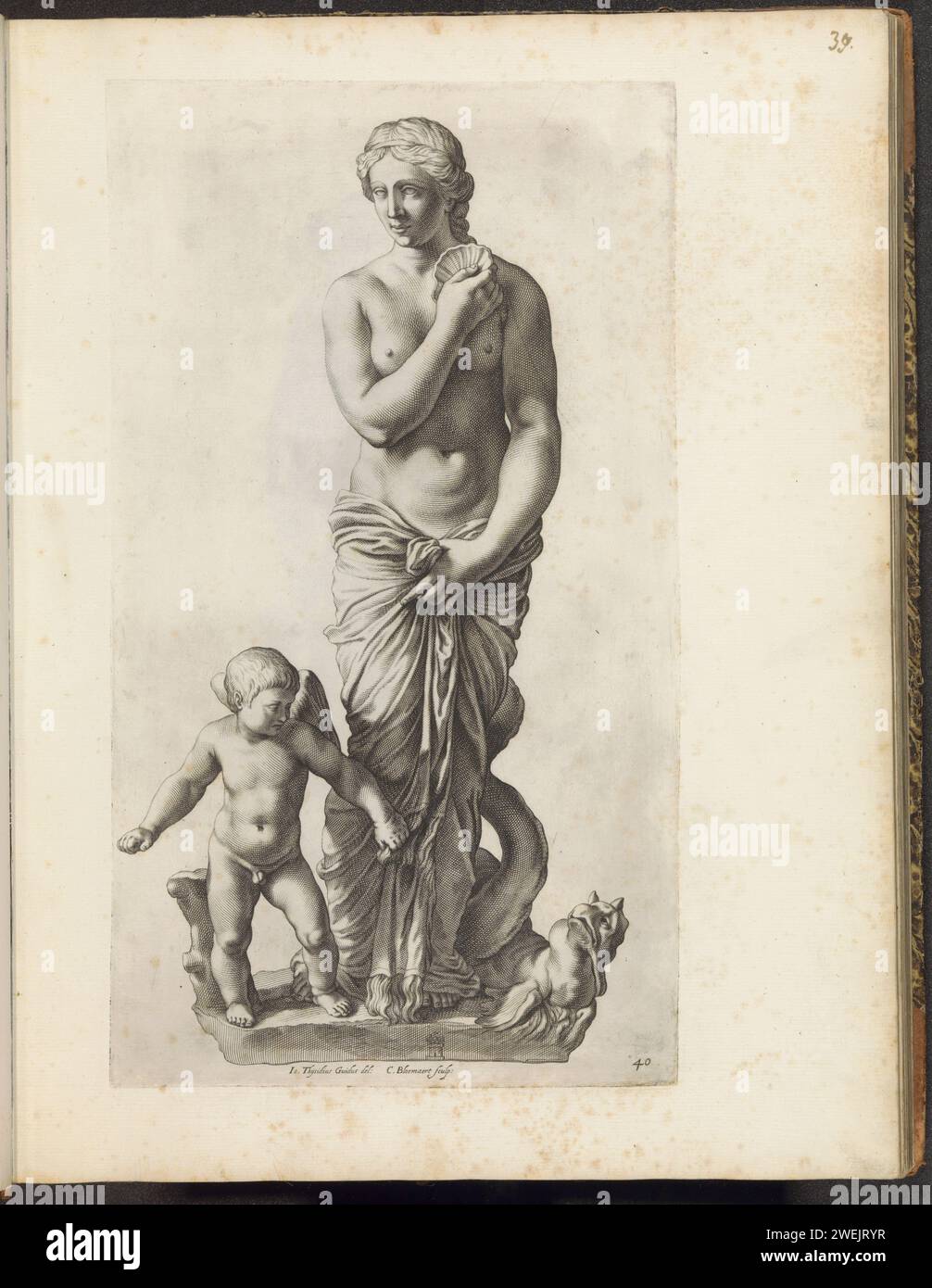 Statue of Venus with Amor, 1636 - 1647 print Image of Venus who holds a shell in her right hand. Amor pulls her rug to her right. On the left at her feet a sea monster. On the base the coat of arms of Vincenzo Giustiniani. Print is part of an album with a series of prints to the sculptures in the collection in the Galleria Giustiniani in Rome.  paper engraving (story of) Venus (Aphrodite). Venus and Cupid (Cupid not being mere attribute). piece of sculpture, reproduction of a piece of sculpture Stock Photo